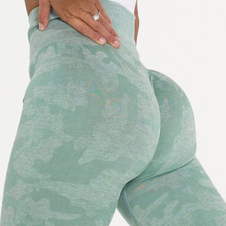 Gymshark adapt camo seamless green leggings with butt scrunch